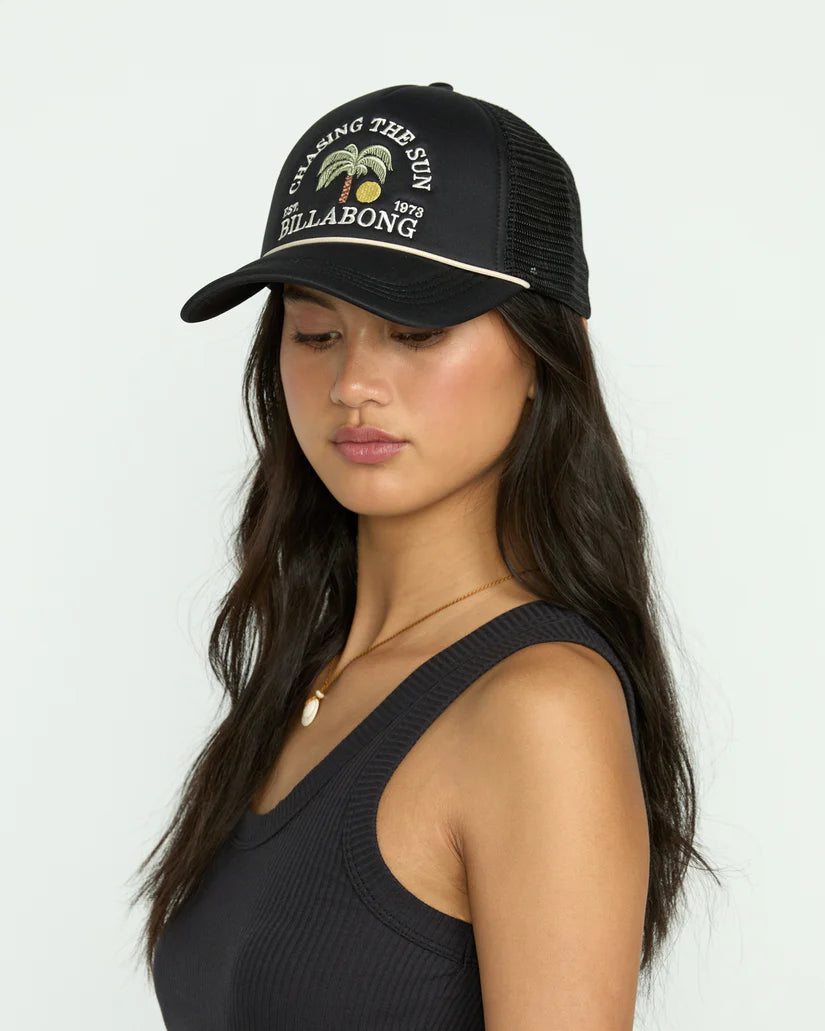 BILLABONG ACROSS WAVES WOMENS TRUCKER HAT - OFF BLACK