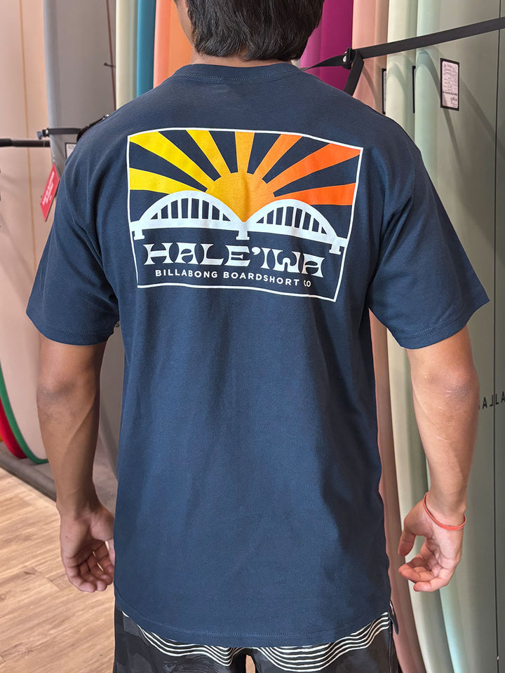 BILLABONG HALEIWA RISING SUN TEE - NAVY
