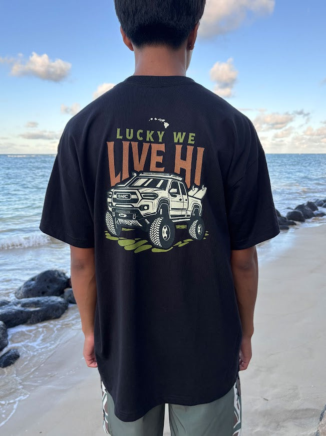 HIC LUCKY WE LIVE HI TEE - BLACK – Hawaiian Island Creations