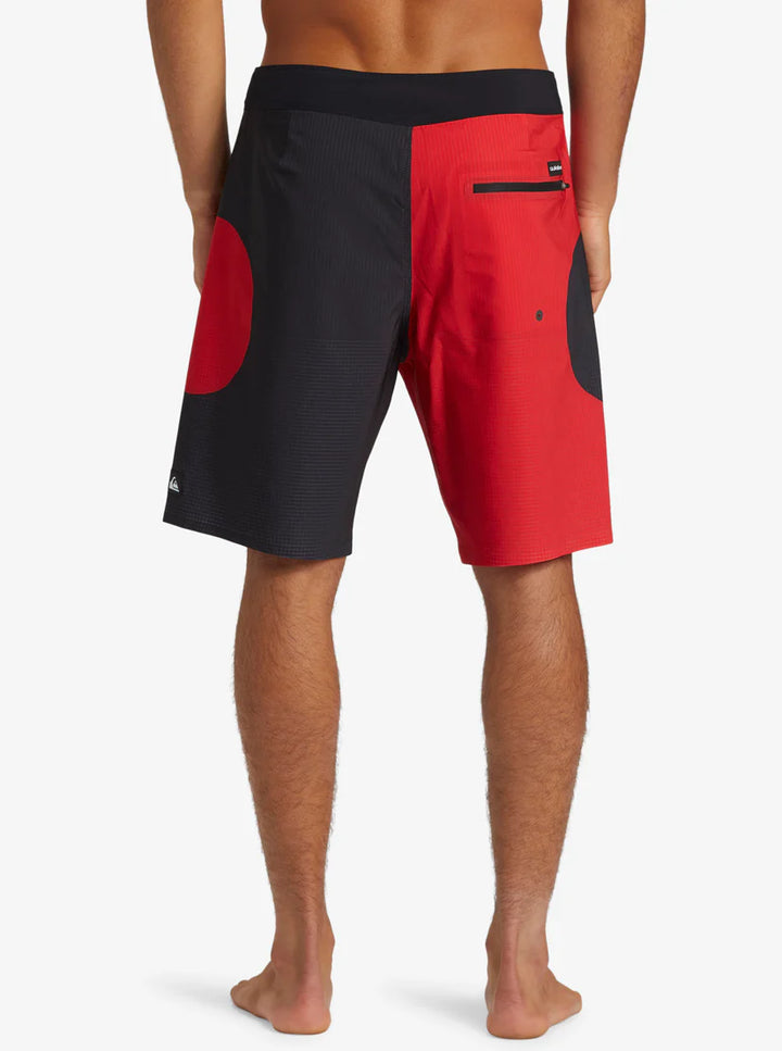 QUIKSILVER HIGHLINE PRO STRAIGHT 19" BOARDSHORT - BLACK