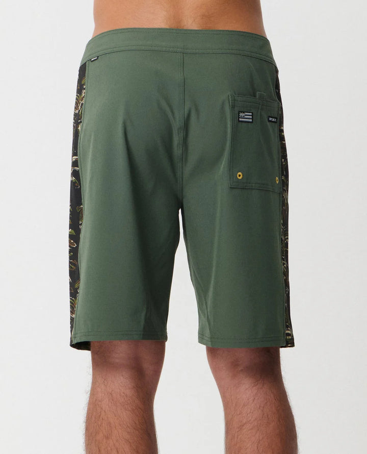 RIP CURL MIRAGE SIDEWAYS HAWAII BOARDSHORT - MIL GREEN