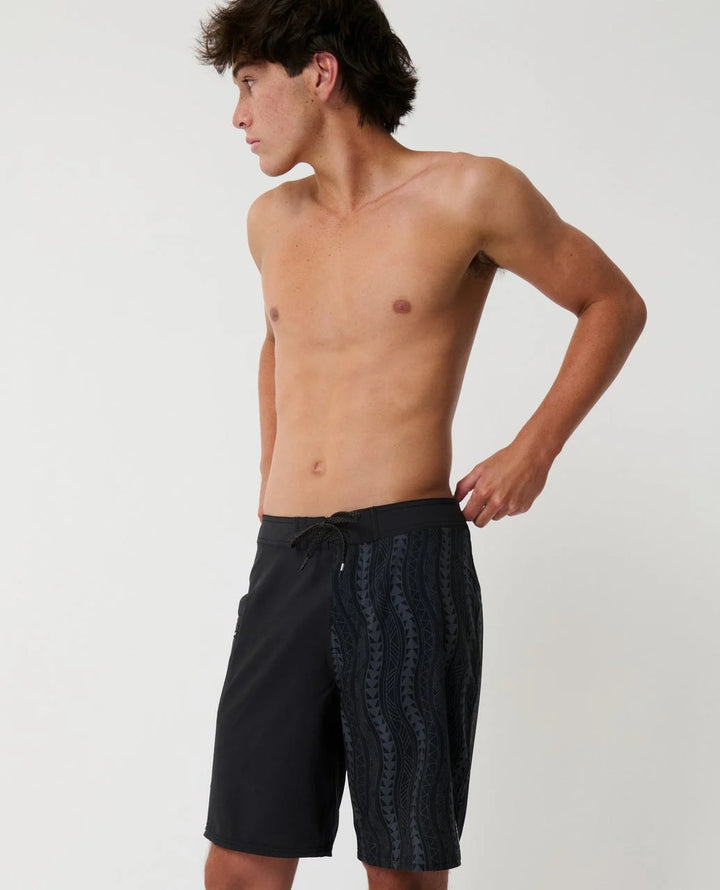 RIP CURL MIRAGE HAWAII WAVY TAPA 20" BOARDSHORT - BLACK