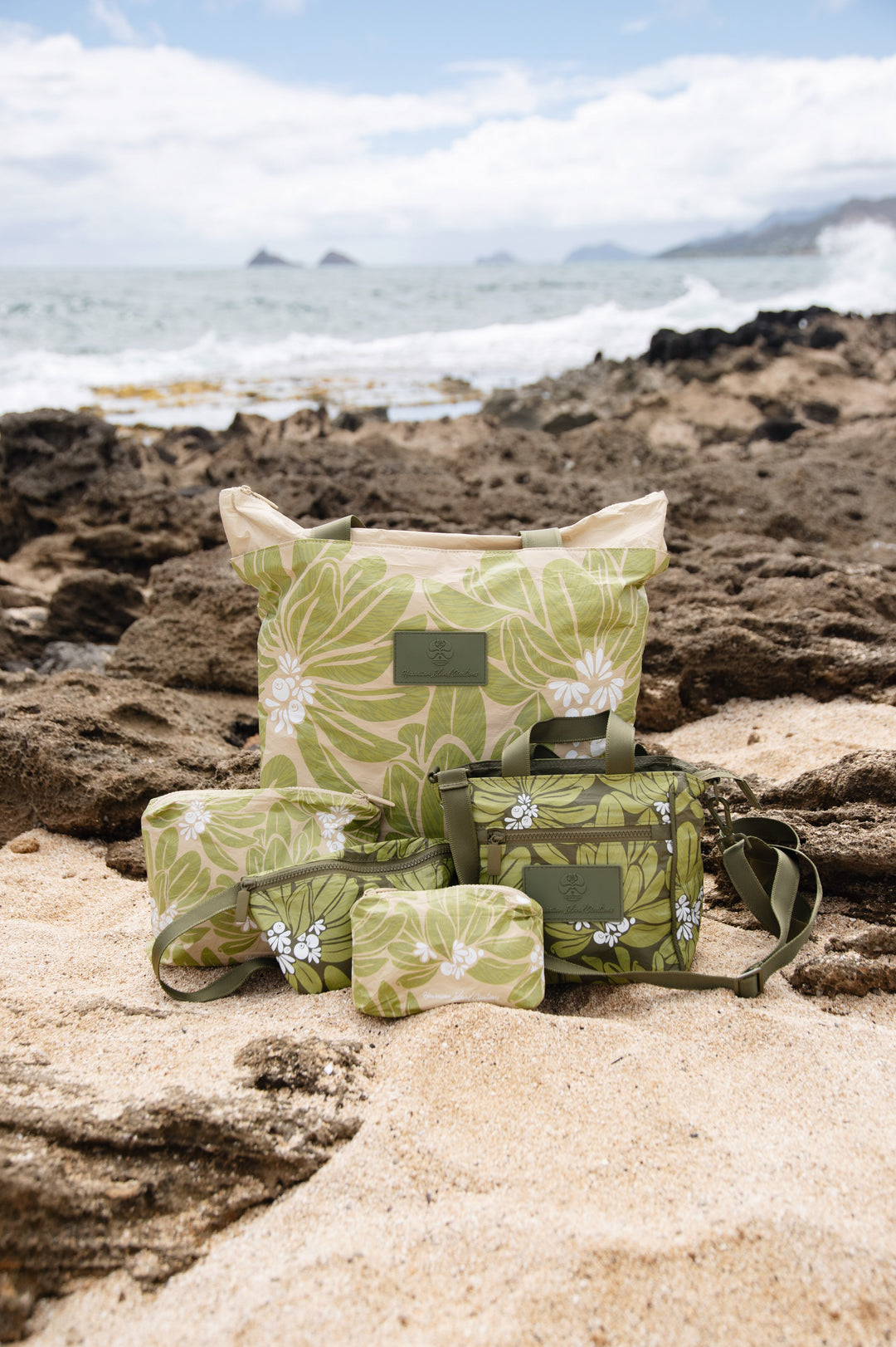 ALOHA COLLECTION X HIC NAUPAKA SMALL POUCH - TAN