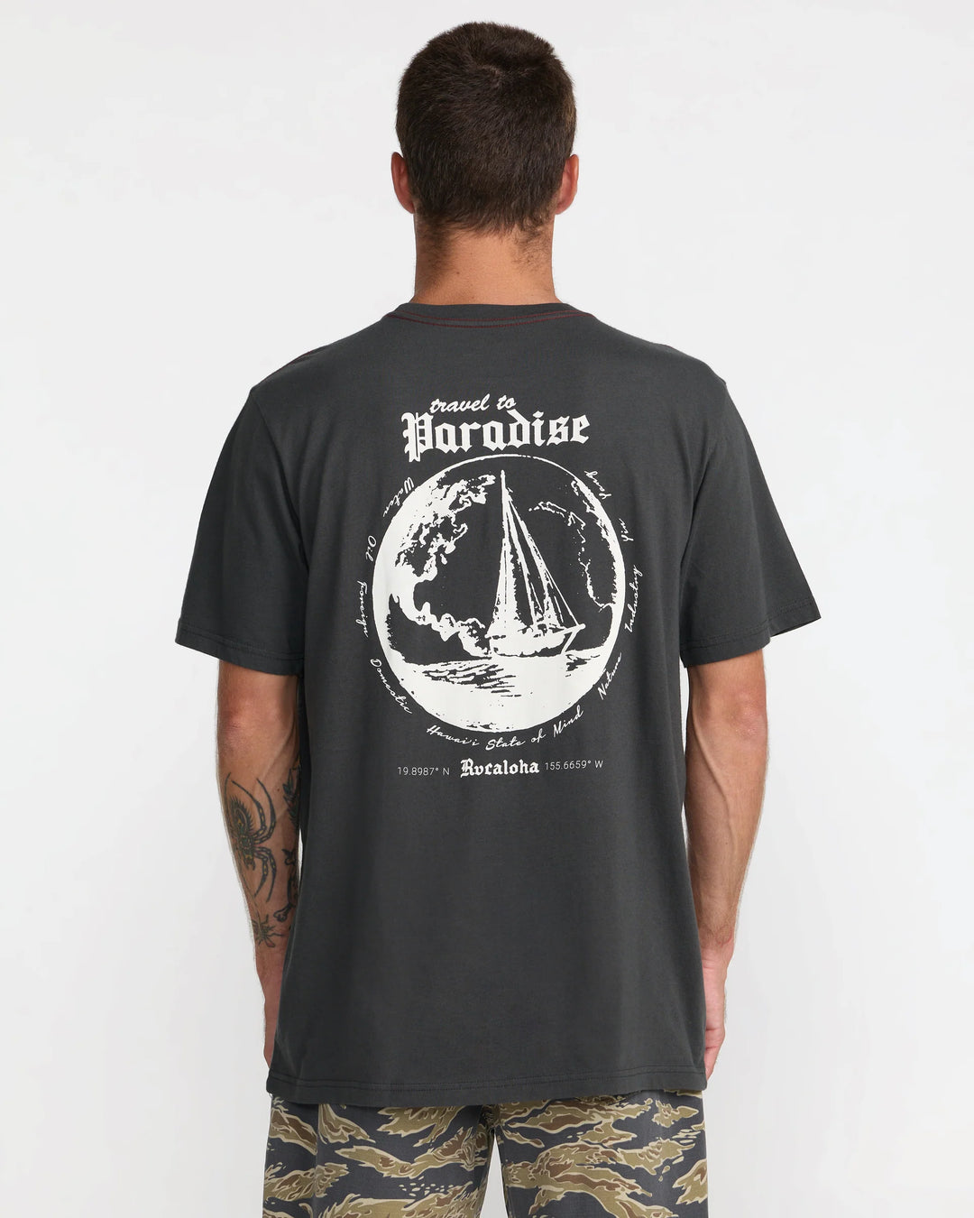 RVCA ENDLESS JOURNEY TEE - PIRATE BLACK (PTK)