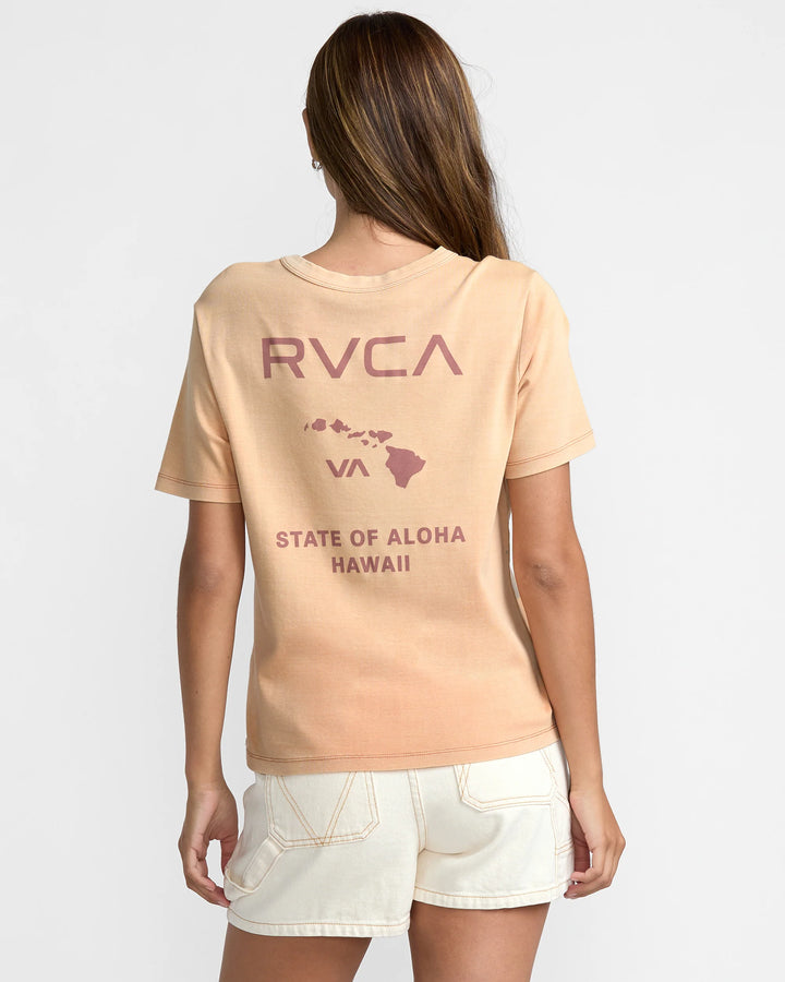 RVCA STATE OF ALOHA DAILY TEE - EARTH PINK (EPK)