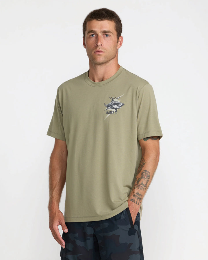 RVCA TIGER SHARK TEE - COVERT GREEN (CVG)