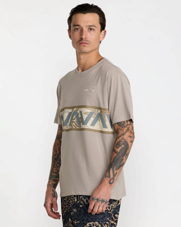 RVCA VA BANDED FLORAL TEE - BROWN STONE (BRS)