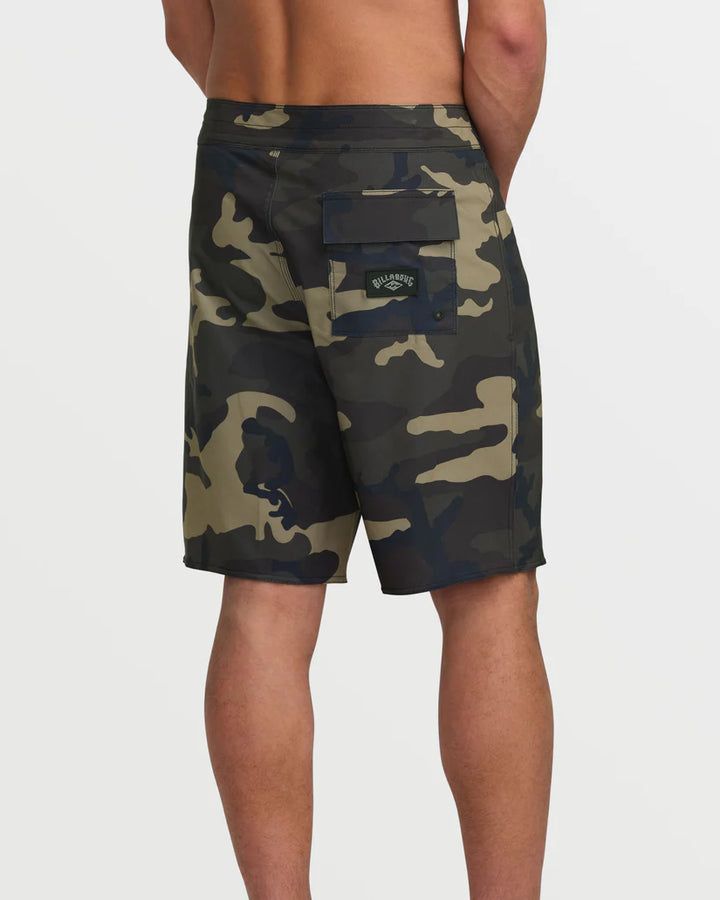 BILLABONG CORE LORD PRO PERFORMANCE 20" BOARDSHORT - CAMO