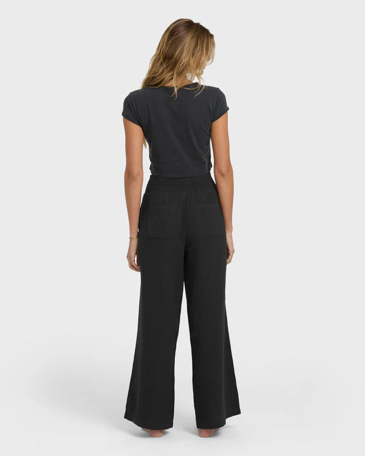 BILLABONG NEW WAVES GAUZE ELASTIC PANT - BLACK