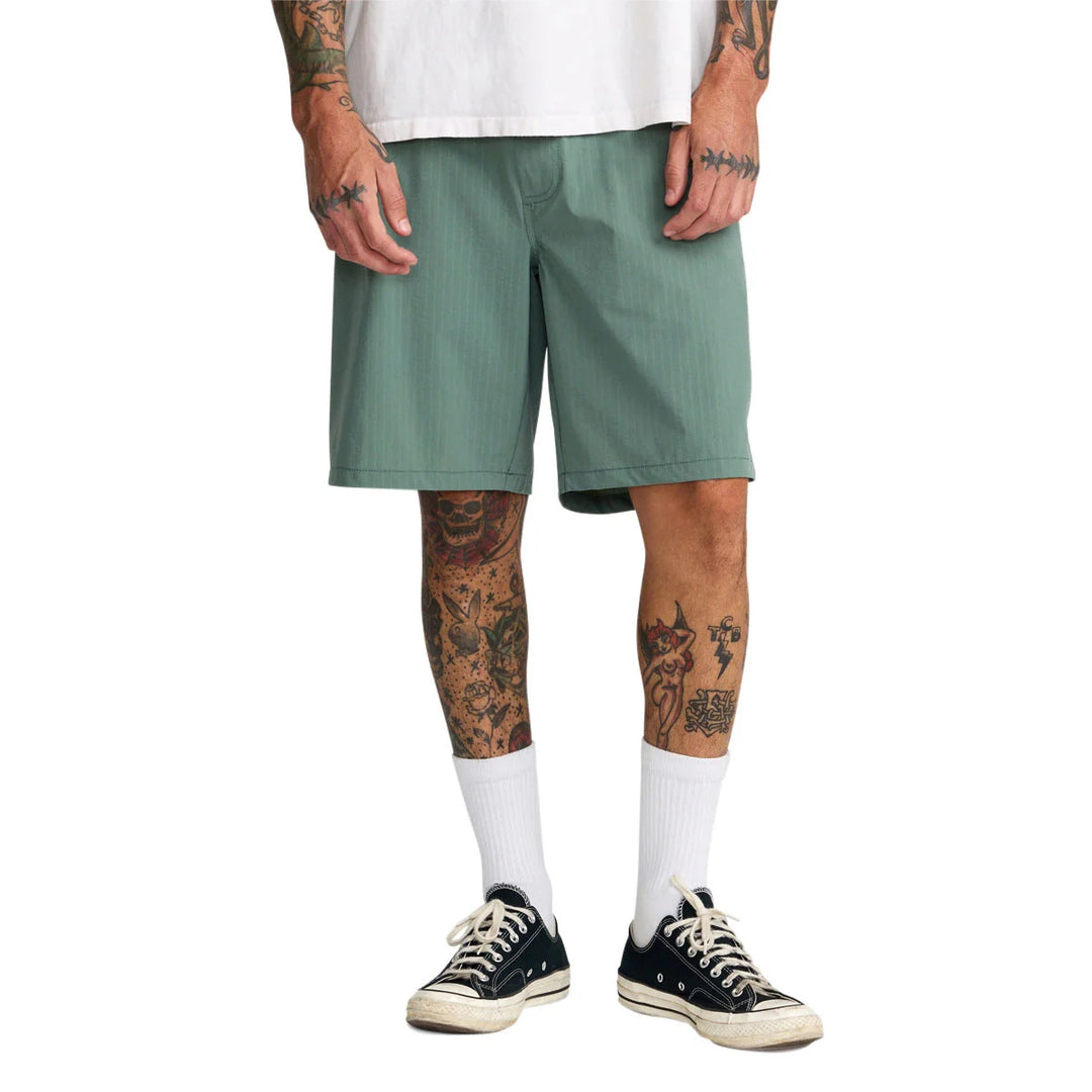 RVCA VACANCY GHOST STRIPE 19 WALKSHORT - JADE (JDE)