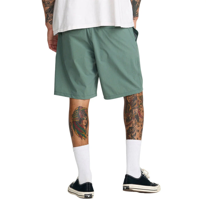 RVCA VACANCY GHOST STRIPE 19 WALKSHORT - JADE (JDE)