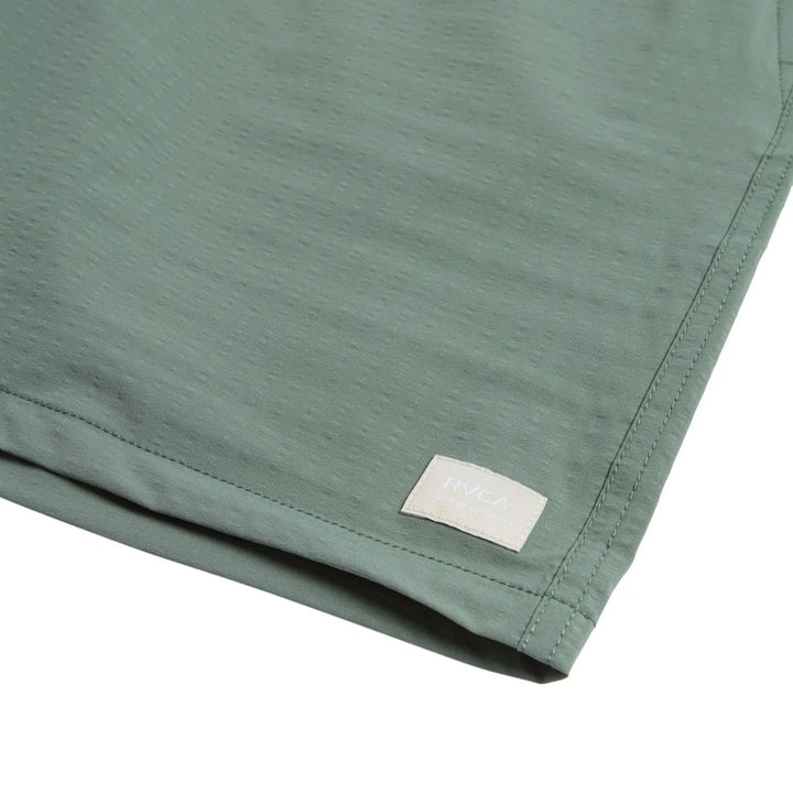 RVCA VACANCY GHOST STRIPE 19 WALKSHORT - JADE (JDE)