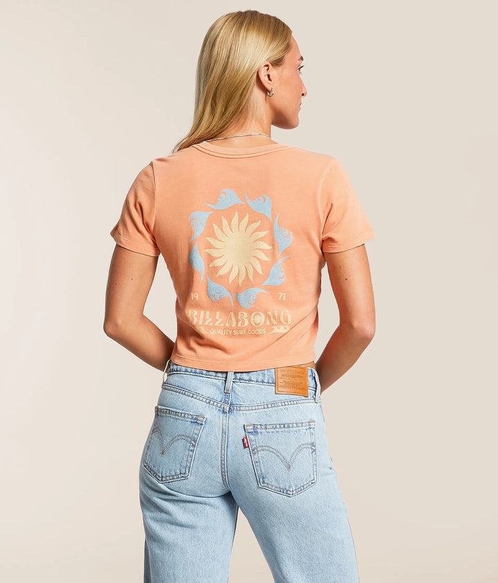 BILLABONG ON BOARD CROPPED WOMENS TEE - SUNSET