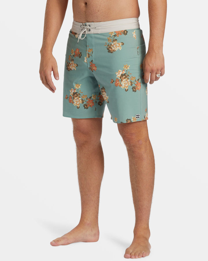 BILLABONG SUNDAYS PRO BOARDSHORTS - SAGE