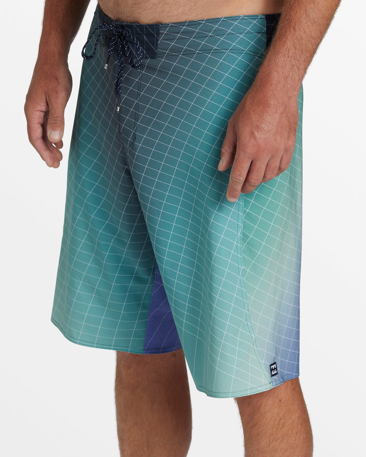 BILLABONG FLUID PRO 21" BOARDSHORT - DUSTY TEAL