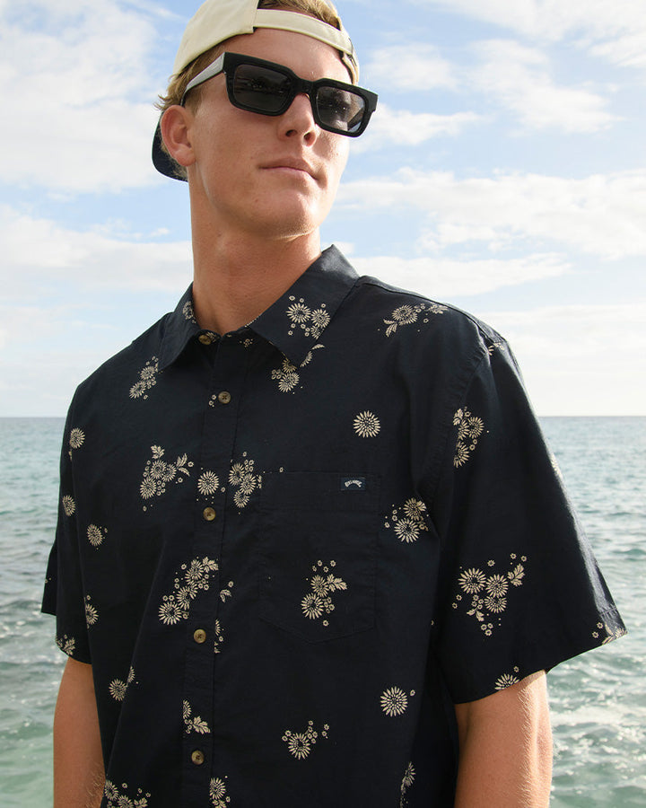 BILLABONG SUNDAYS MINI BUTTON DOWN WOVEN SHIRT - MIDNIGHT