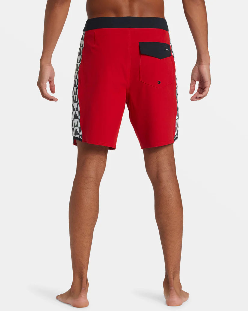 QUIKSILVER ROTHMAN ARCH 18 BOARDSHORT - RED