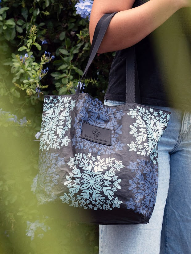 ALOHA COLLECTION X HIC REVERSIBLE TOTE  - AKULIKULI
