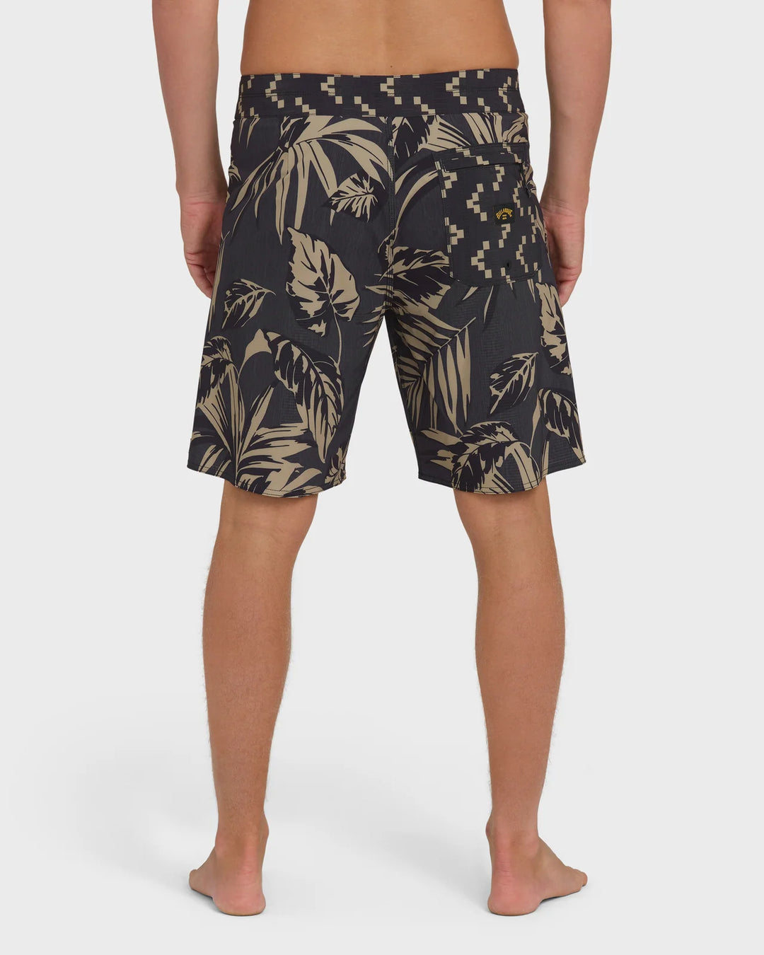 BILLABONG GOOD TIMES PRO BOARDSHORT - BLACK