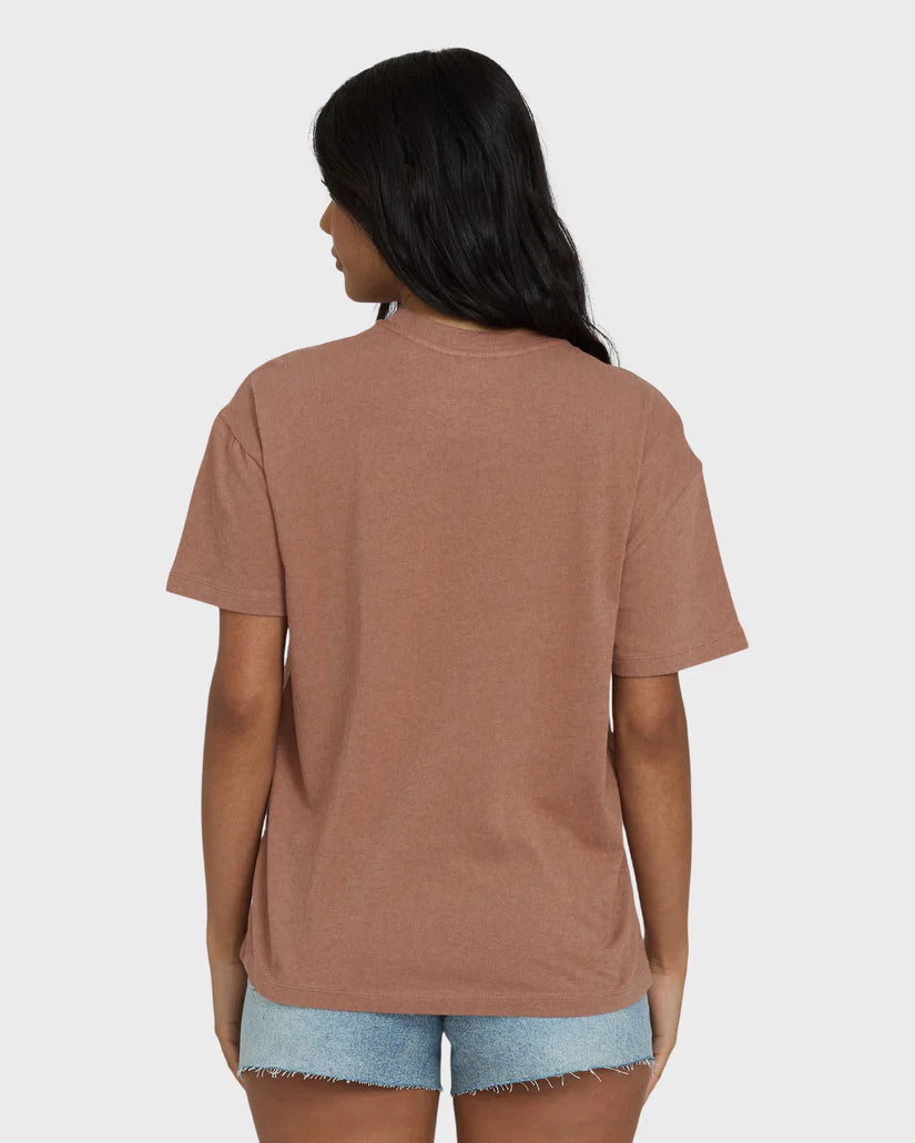 BILLABONG SAND TO SURF WOMENS TEE - BROWN (BRST)