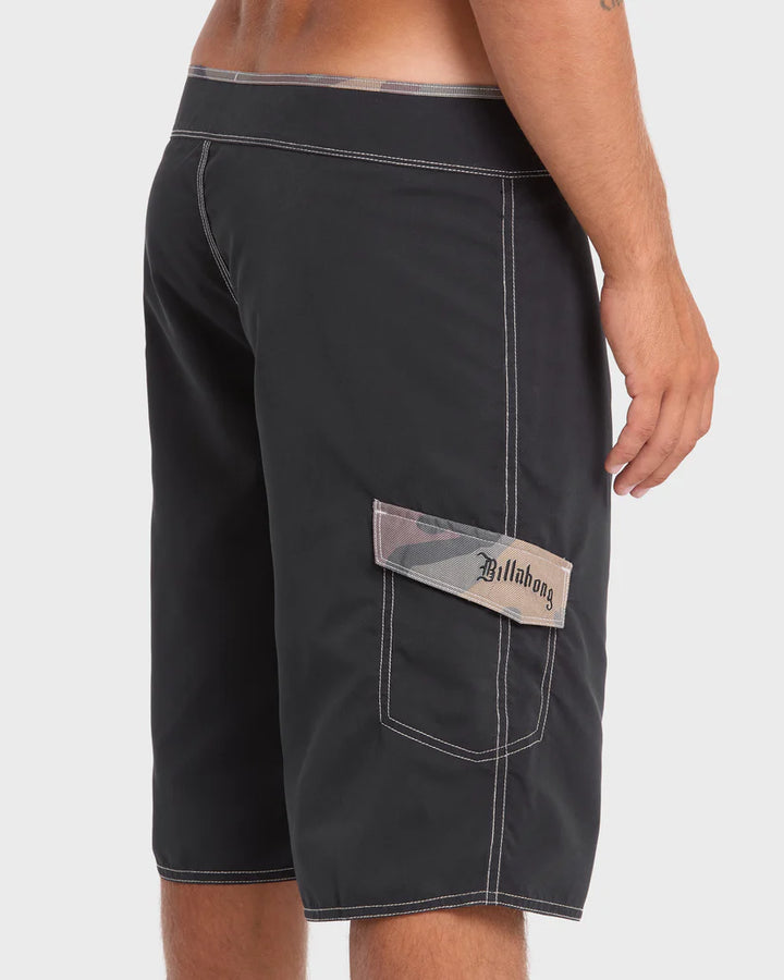 BILLABONG TEMPLE PRO BOARDSHORT - BLACK
