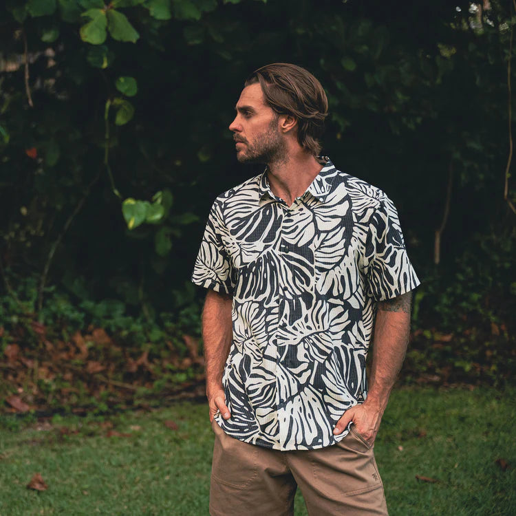 ROARK BLESS UP WOVEN BUTTON DOWN SHIRT - BLACK MONSTERA (BKM)