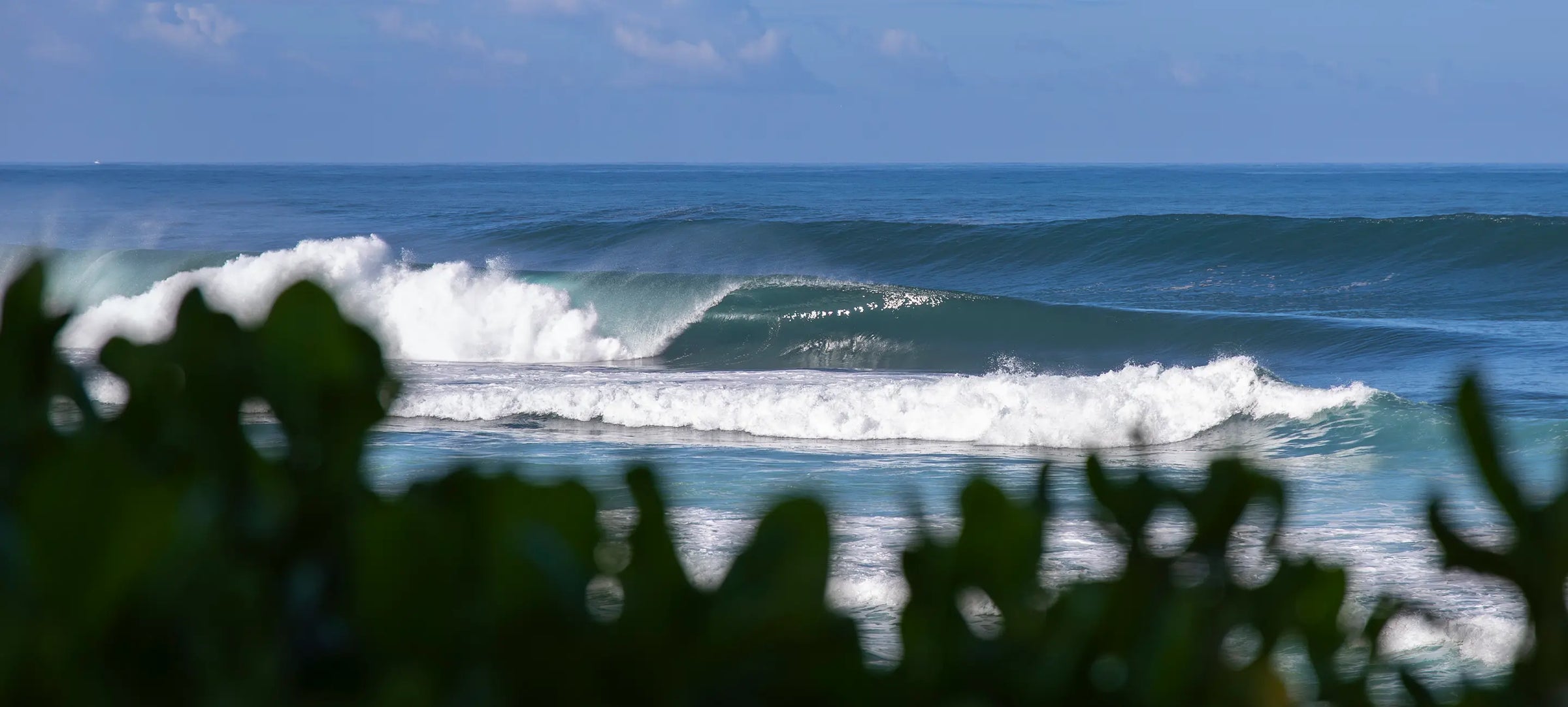A perfect wave breaks at the Banzai Pipeline on Oahu's North Shore