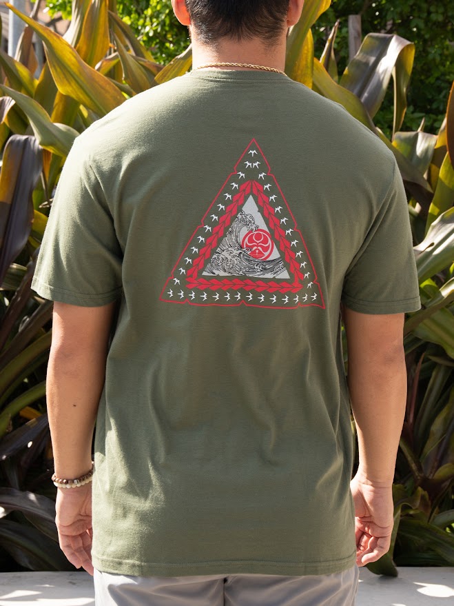 HIC TRI PEAKS TEE - MILITARY GREEN