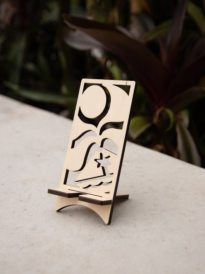 HIC LOGO WOOD PHONE STAND