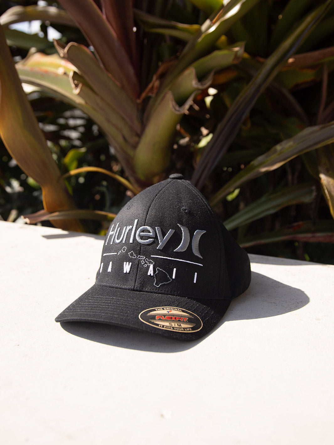 HURLEY HAWAII OUTLINE FLEX FIT HAT - BLACK