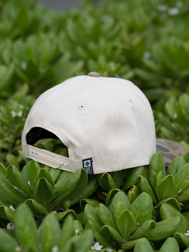 SALTY CREW HI TWO TONE SNAPBACK - SAND CAMO