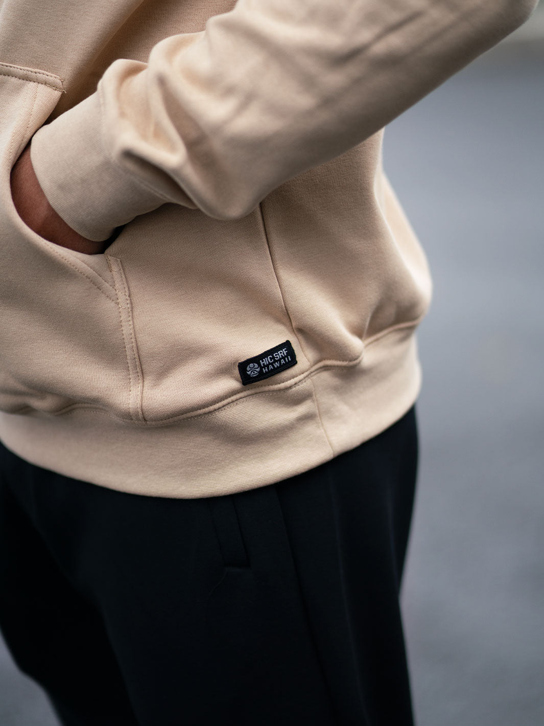 HIC CREST PULL OVER FLEECE - KHAKI