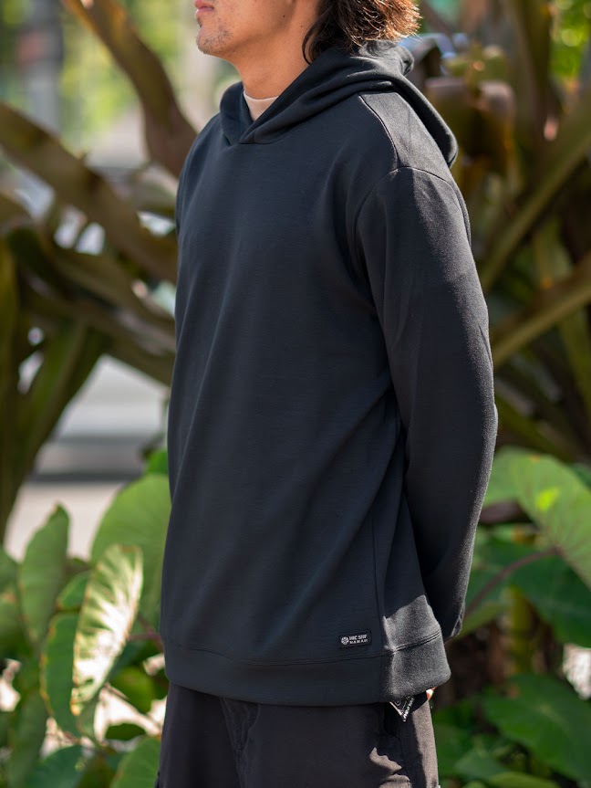 HIC TRACKS LONG SLEEVE HOODED KNIT SHIRT - BLACK