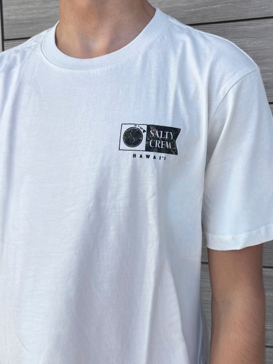 SALTY CREW HAWAII FLAGSHIP TEE - OFF WHITE