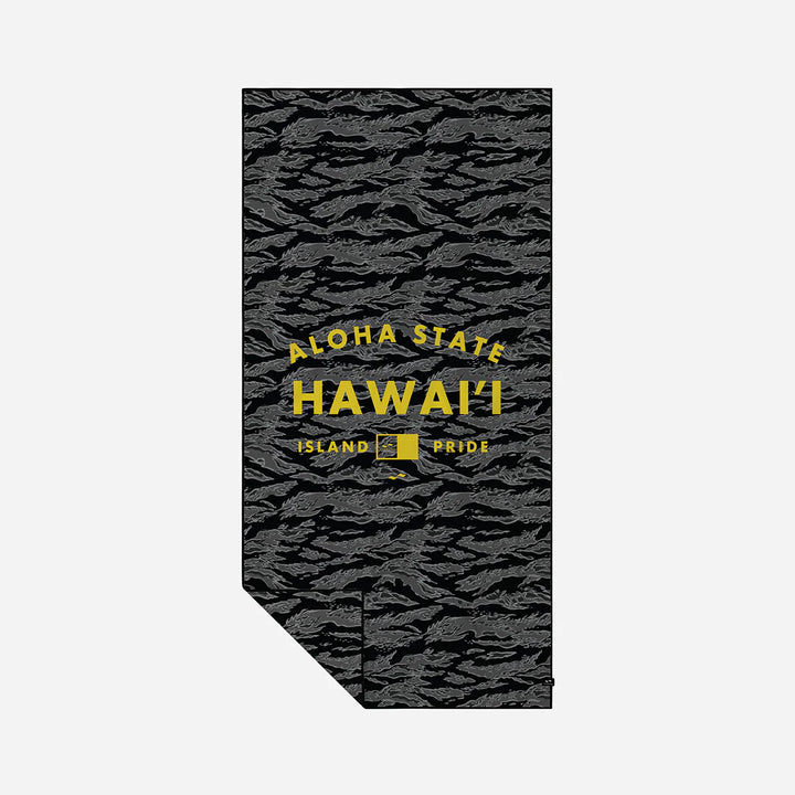 SLOWTIDE ISLAND PRIDE PERFORMANCE TOWEL - BLACK