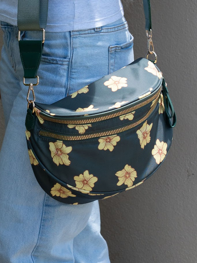 HIC ILIMA BUM BAG - GREEN