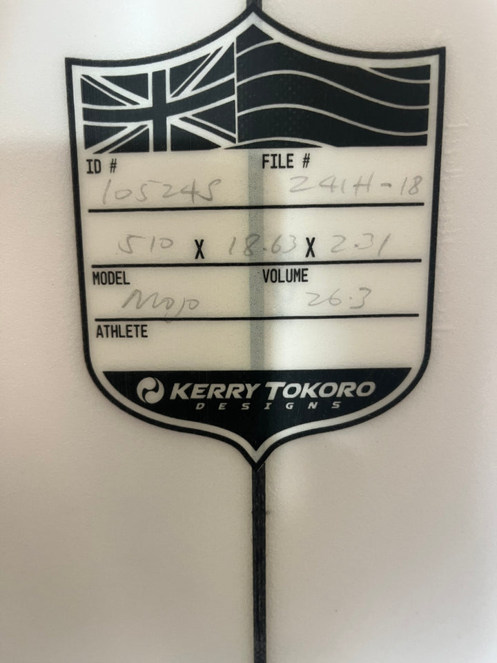 KERRY TOKORO 5`10" MOJO FCSII SQUASH TAIL SURFBOARD KT 10524S