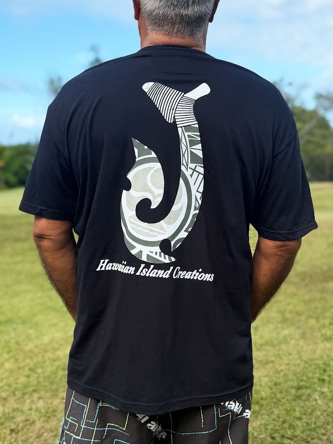 HIC KAILUA HOOK TEE - BLACK