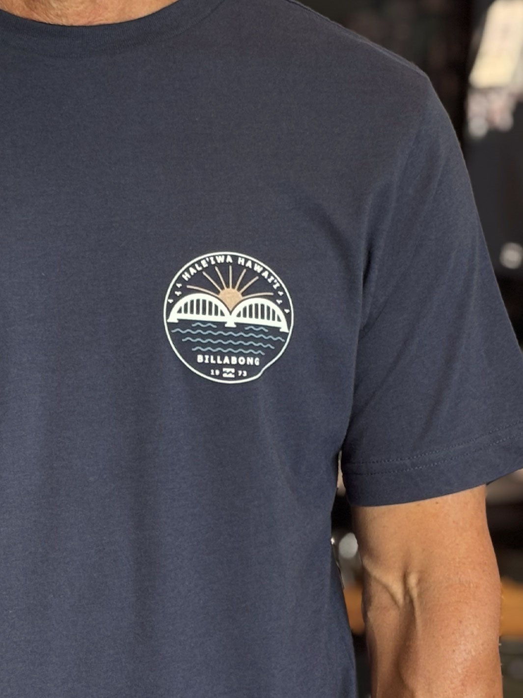 BILLABONG HALEIWA BRIDGE TEE - NAVY BLUE