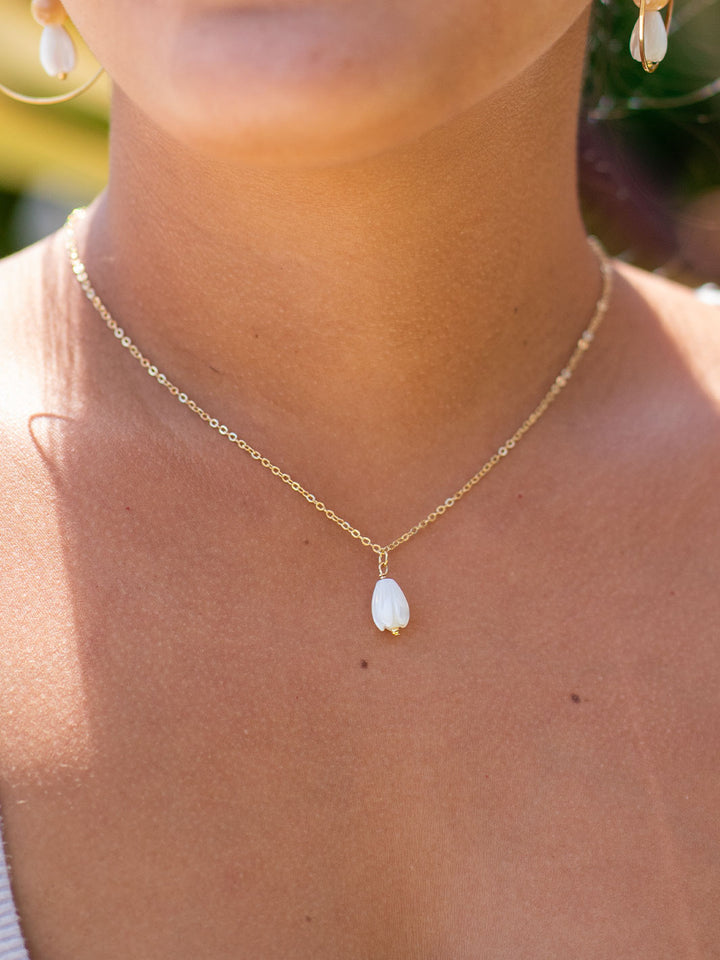 LOTUS AND LUNA X HIC SINGLE PIKAKE NECKLACE - PIKAKE