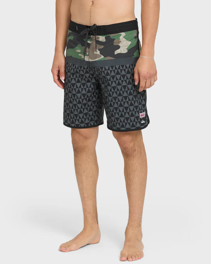 QUIKSILVER HI BLOCKCHILD 19" BOARDSHORT - CAMO (GRA0)