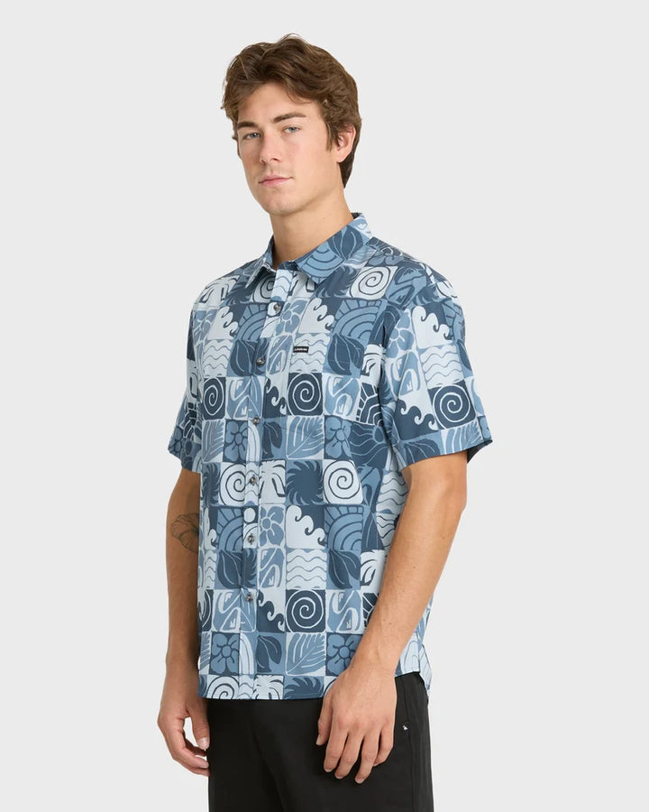 QUIKSILVER WATERMAN EARTH GEO CLASSIC STRETCH BUTTON DOWN WOVEN SHIRT - QUIET HARBOR (QHB)
