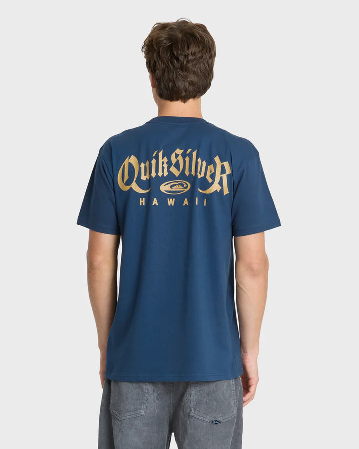 QUIKSILVER HI OLD ENGLISH TEE - DKD