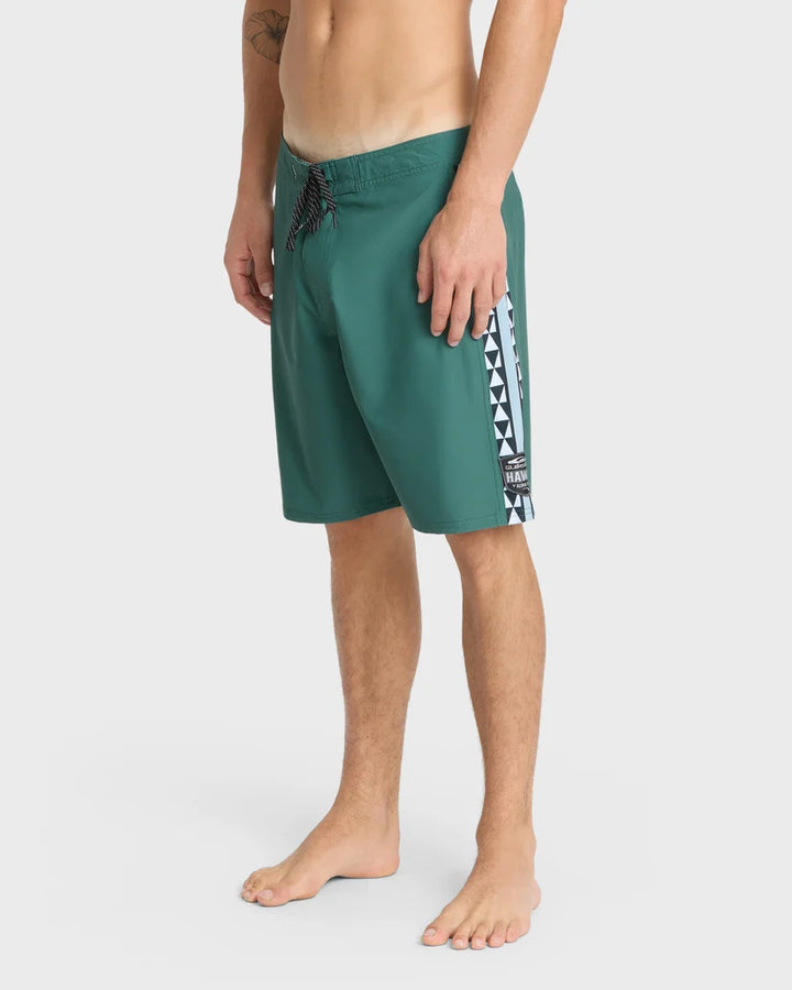 QUIKSILVER HI SPEARHEAD 20" BOARDSHORT - GARDEN TOPIARY