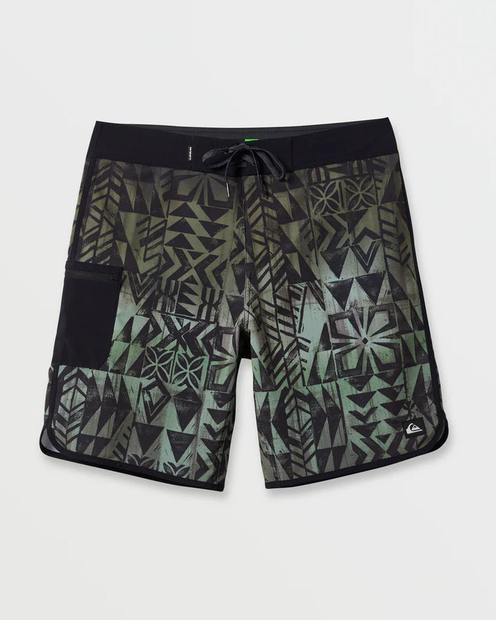 QUIKSILVER SURFSILK HAWAII FADE 20" BOARDSHORT - ALOE