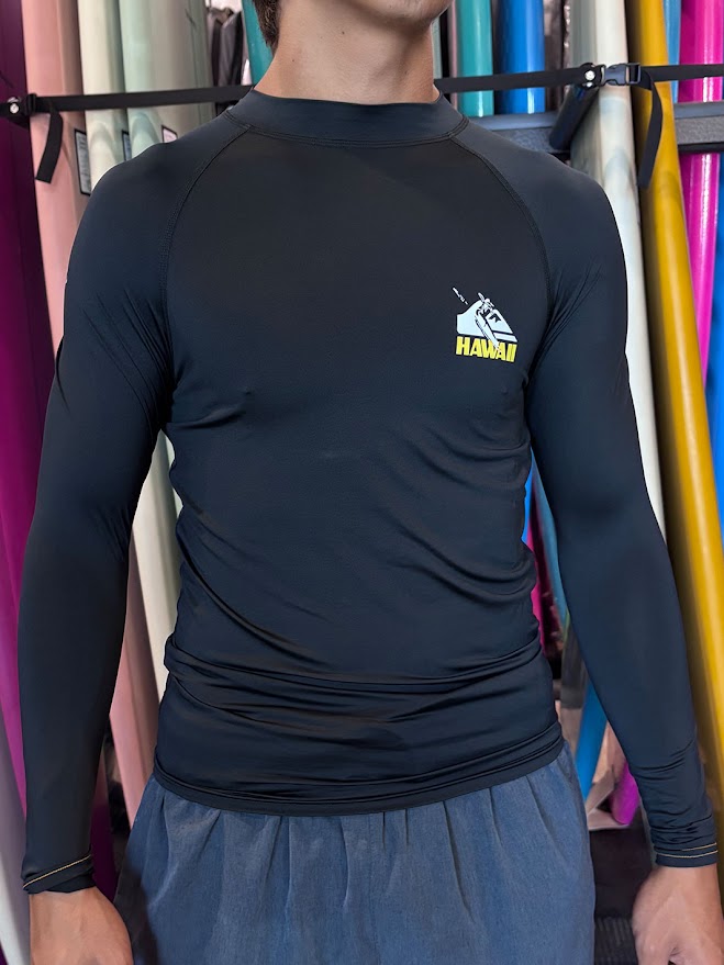 QUIKSILVER HI PETROGLYPH UPF 50 PERFORMANCE LONG SLEEVE SURF SHIRT - BLACK