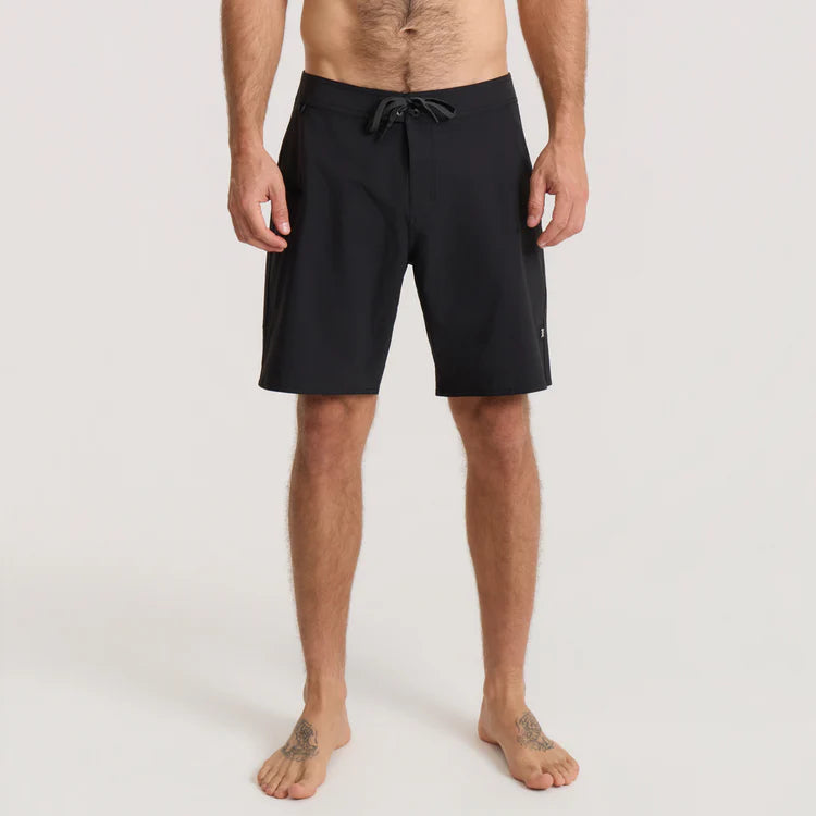 ROARK PASSAGE PRO BOARDSHORT - BLK