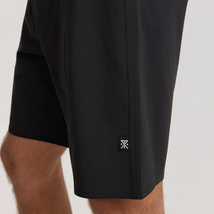 ROARK PASSAGE PRO BOARDSHORT - BLK