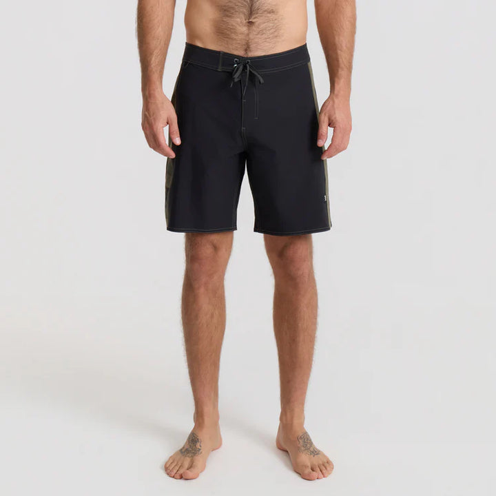 ROARK PASSAGE PANEL BOARDSHORT - BLACK