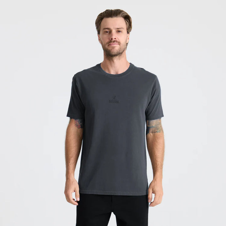 ROARK SAFECAMP EMBROIDERY TEE - CHARCOAL